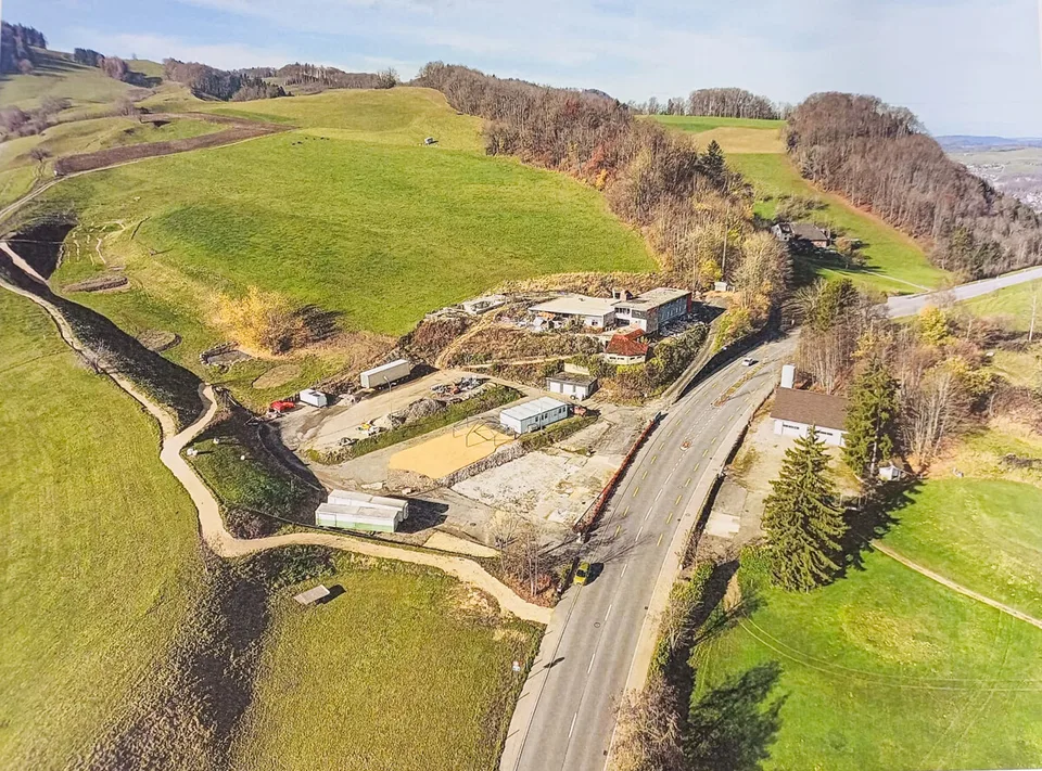 Terreno attraente con vista panoramica 8807 m² di terreno edificabile a Haue