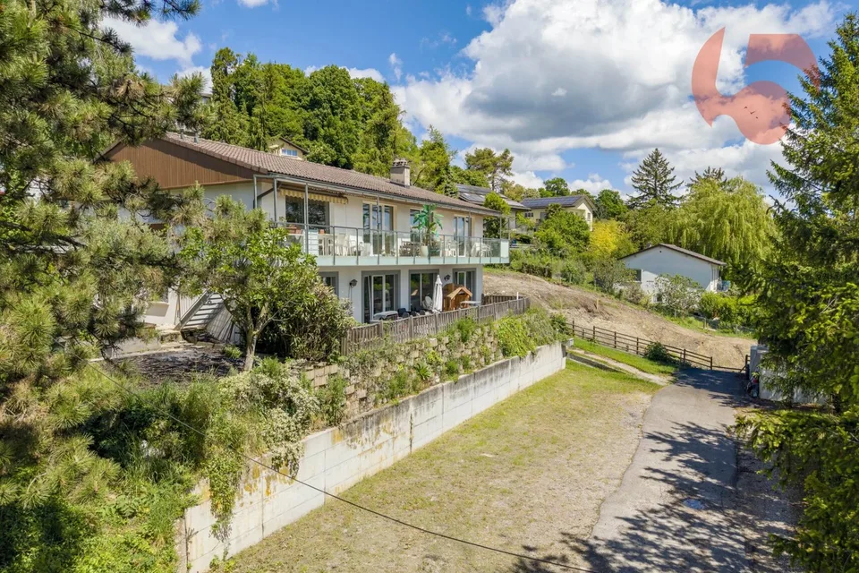 Villa individuelle avec revenu locatif  à deux pas du lac