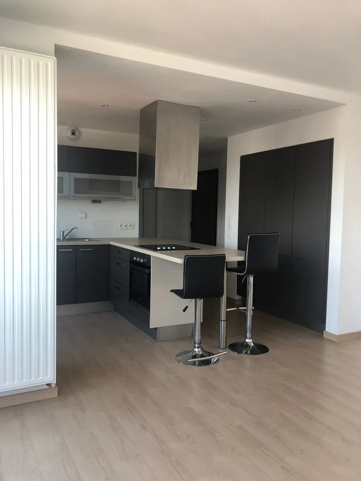 Appartamento moderno di 2 camere con balcone e garage a Saint-Louis – foto 8 di 13