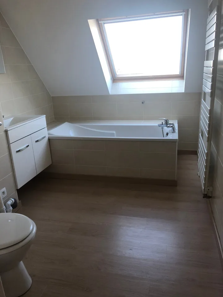 Appartamento moderno di 2 camere con balcone e garage a Saint-Louis