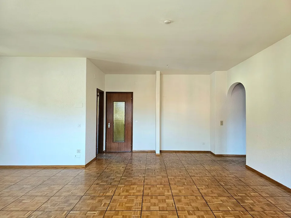 Maison mitoyenne spacieuse et confortable avec vue panoramique charmante à Bellinzona Daro – photo 8 sur 14
