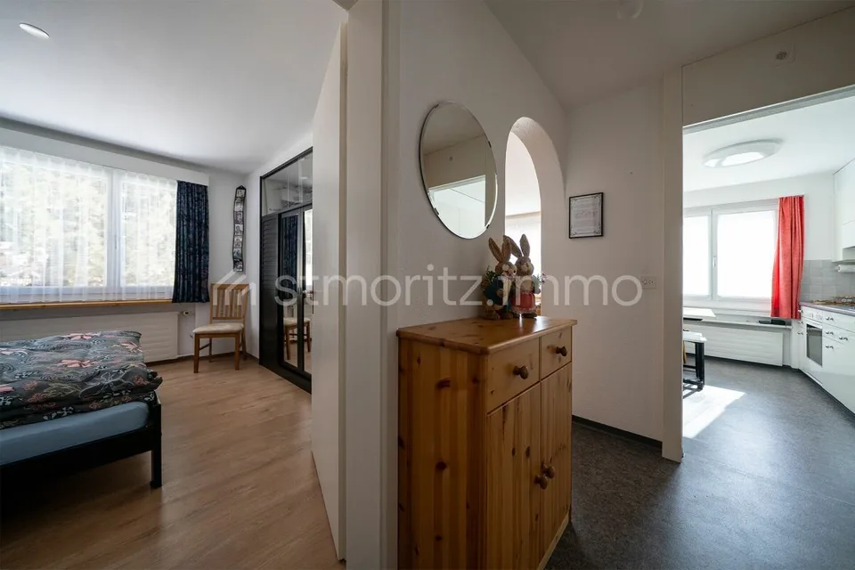 Chesa Muntarütsch - Helle 4-Zimmerwohnung mit Südbalkon und freier Bergsicht