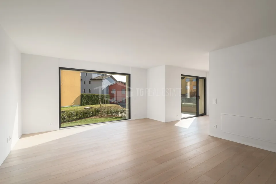 APPARTEMENT LUMINEUX 4,5 PIÈCES AVEC JARDIN