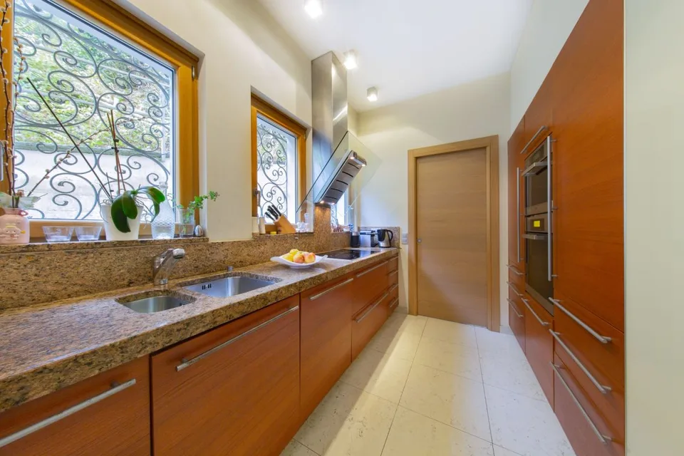 Villa Olimpia: eleganza e vista lago a Morcote – Foto 22 von 28