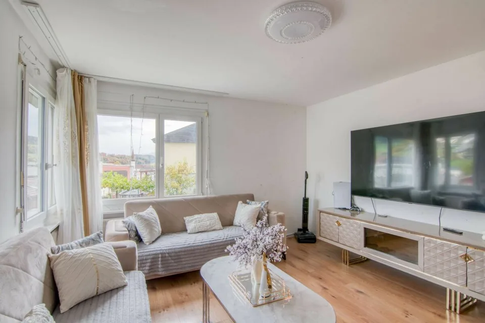 Zentral wohnen in Oberdiessbach - 3.5-Zimmer-Wohnung mit Potenzial zur individuellen Gestaltung