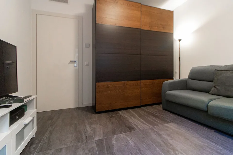 Modernes 3.5-Zimmer-Apartment mit Seeblick