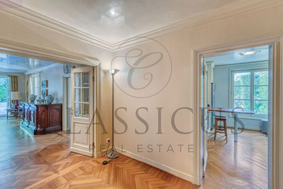 Exceptional apartment in absolute calm, in the heart of Vandoeuvres