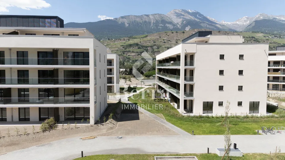 3.5 pièces de presque 140m2