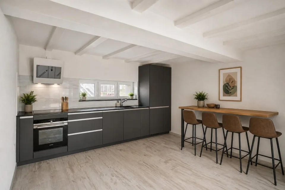 Duplex von 4.5 Zimmern mit Charakter in kleiner WEG – Foto 6 von 13