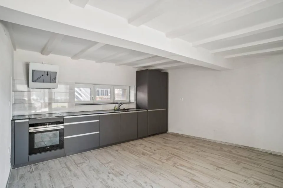 Duplex di 4.5 locali con carattere in piccola PPE