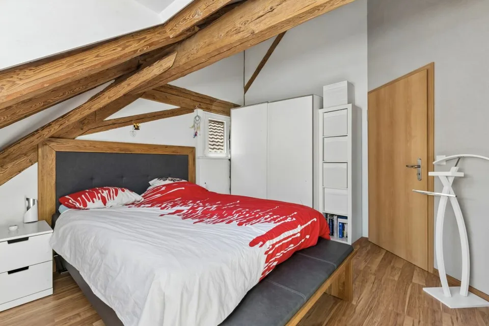 Gemütliche 4.5-Zimmer-Maisonettewohnung mit viel Charme – Foto 10 von 13