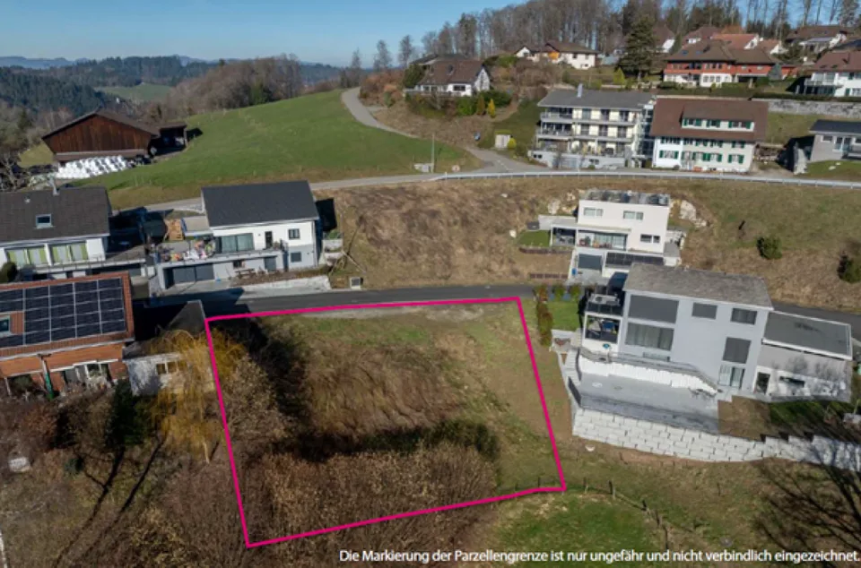708 m² Bauland-Parzelle