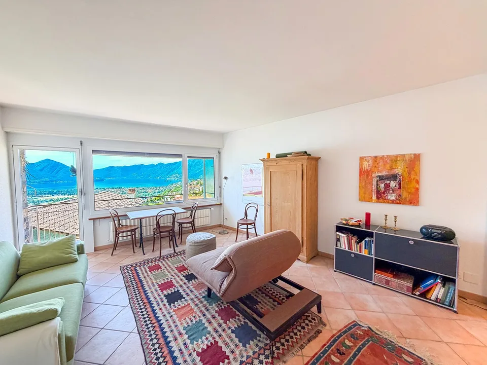 Charmante 1.5-Zimmer-Wohnung mit Panoramablick in Orselina