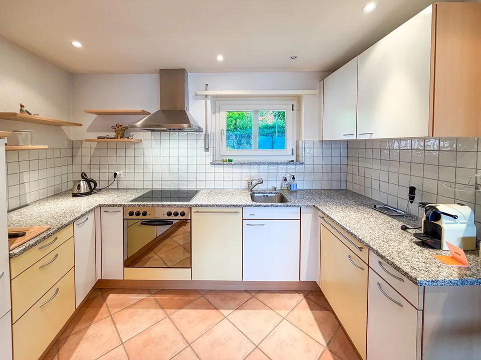 Charmante 1.5-Zimmer-Wohnung mit Panoramablick in Orselina – Foto 6 von 30