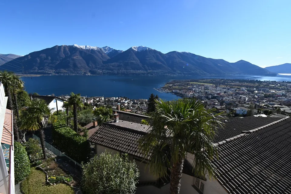 Charmante 1.5-Zimmer-Wohnung mit Panoramablick in Orselina – Foto 28 von 30