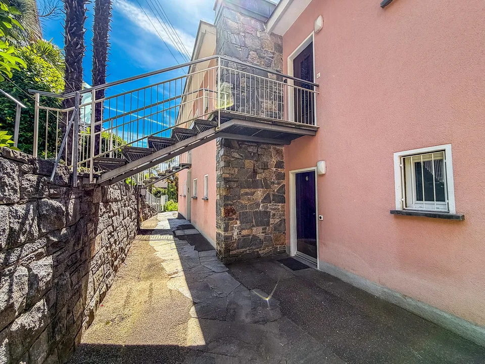 Charmante 1.5-Zimmer-Wohnung mit Panoramablick in Orselina – Foto 23 von 30