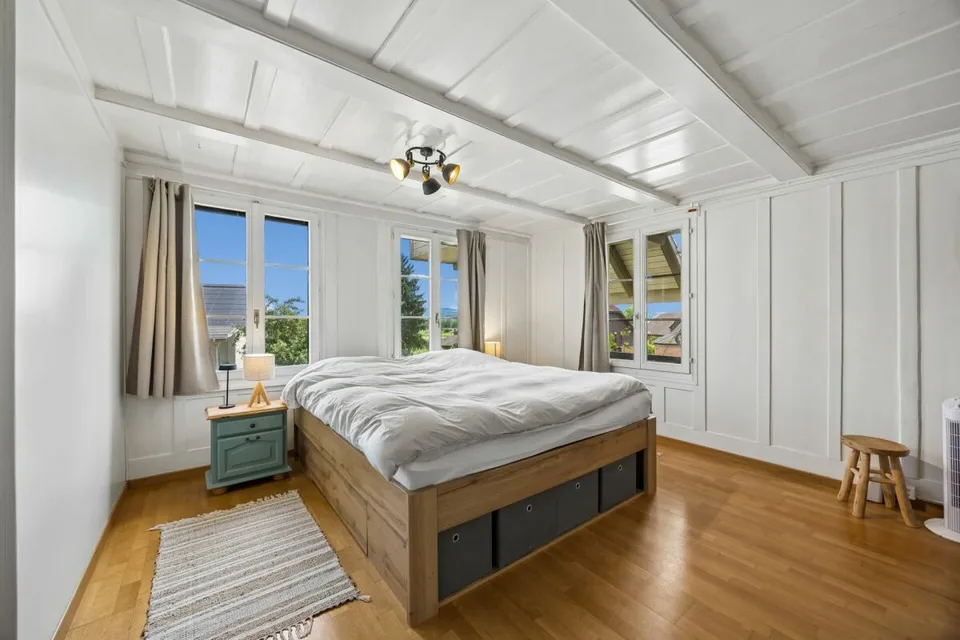 Bauernhaus mit Charme, Umschwung und attraktiver Baulandreserve – Foto 7 von 13