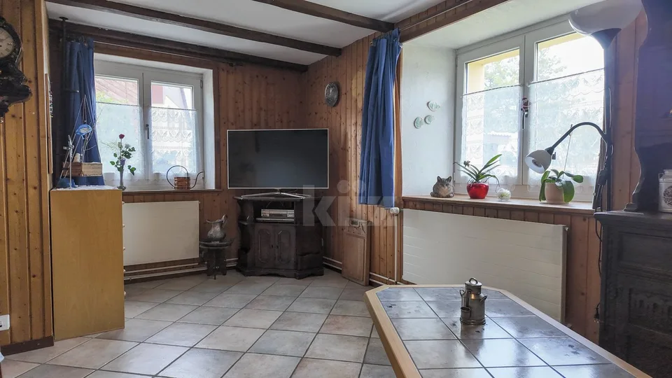 Zu renovieren! Charmantes Landhaus mit großem Potenzial
