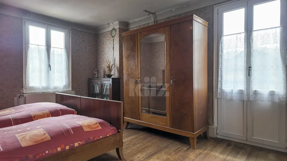 Zu renovieren! Charmantes Landhaus mit großem Potenzial