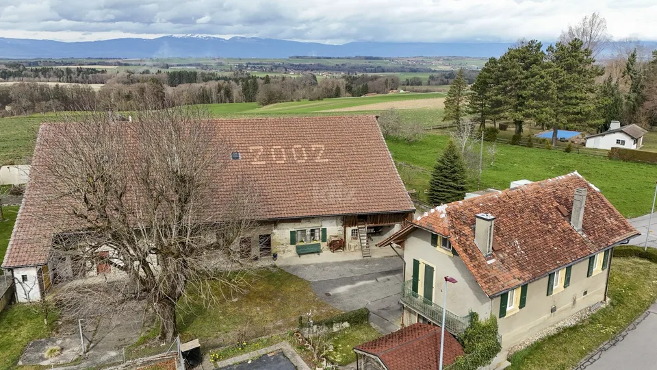 A rénover ! Charmante maison de campagne au fort potentiel