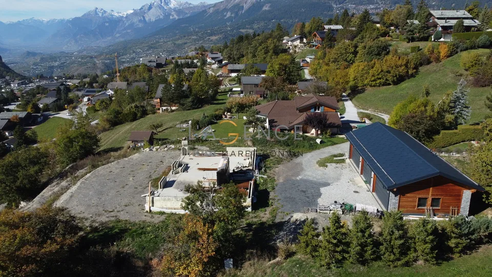 Un progetto d'eccezione a Crans-Montana - Chalet di lusso personalizzabile