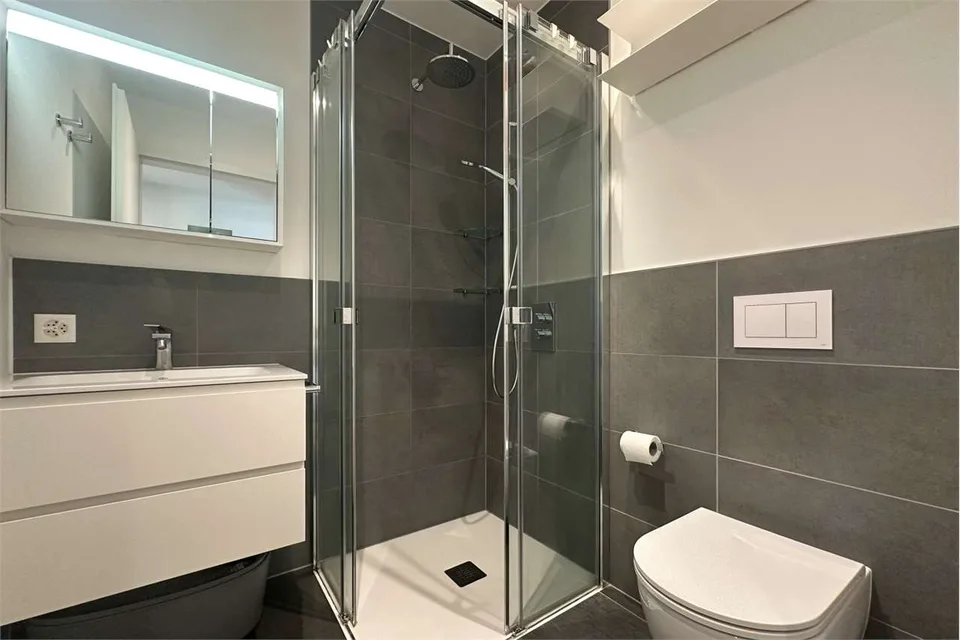 Appartement moderne 3,5 pièces avec grand terrasse – photo 24 sur 26