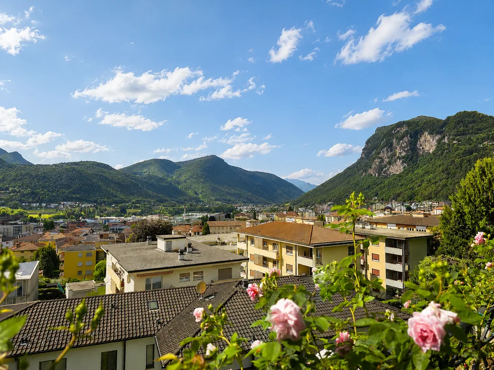 Mendrisio : Superbe villa unifamiliale avec grand jardin et vue dominante – photo 22 sur 22