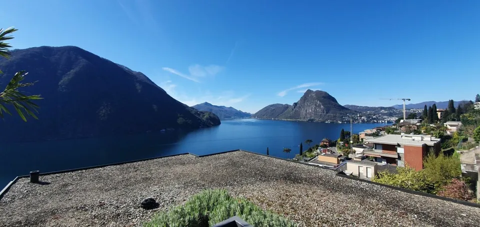 Vue enchantante sur le lac de Lugano