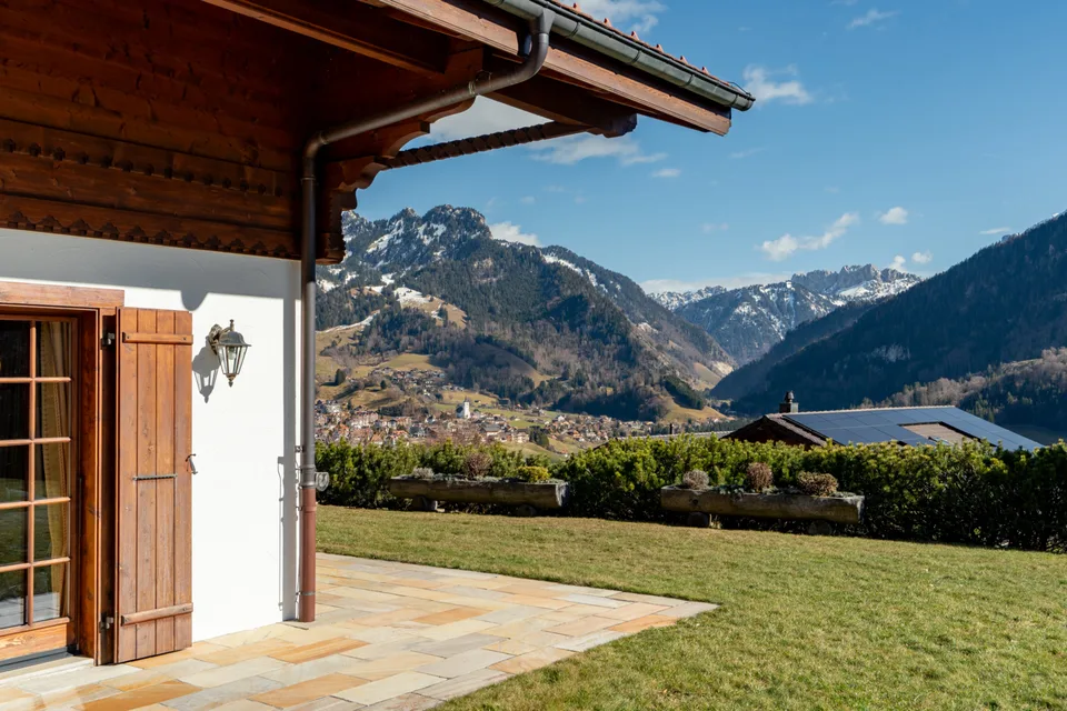 Prestige alpin et discrétion : joyau exclusif au coeur de la Gruyère