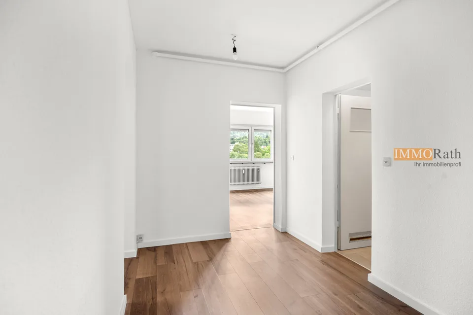 IMMORath.de - Helle 2-Zimmer-Wohnung mit Ausblick in Freiburg