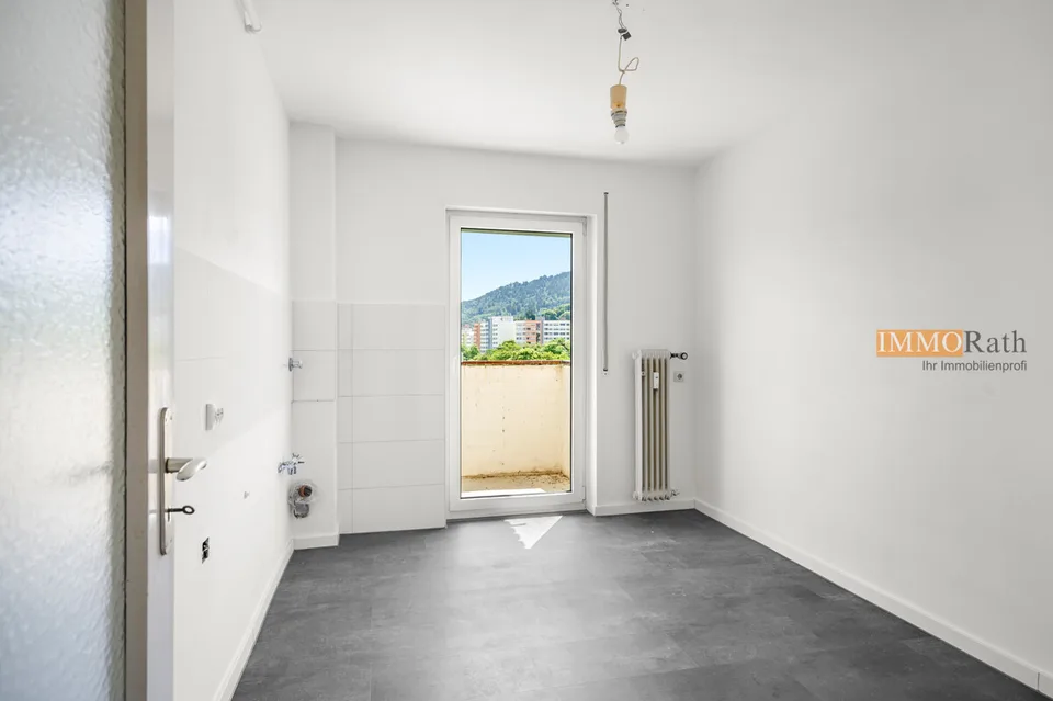 IMMORath.de - Helle 2-Zimmer-Wohnung mit Ausblick in Freiburg