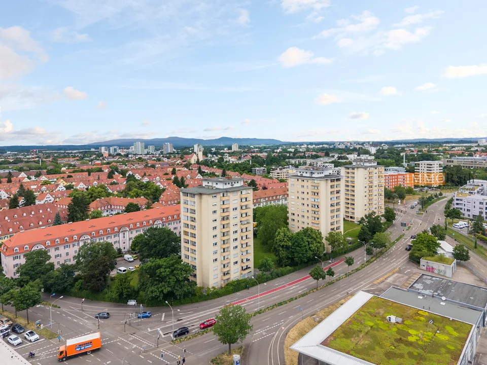 IMMORath.de - Helle 2-Zimmer-Wohnung mit Ausblick in Freiburg – Foto 10 von 13