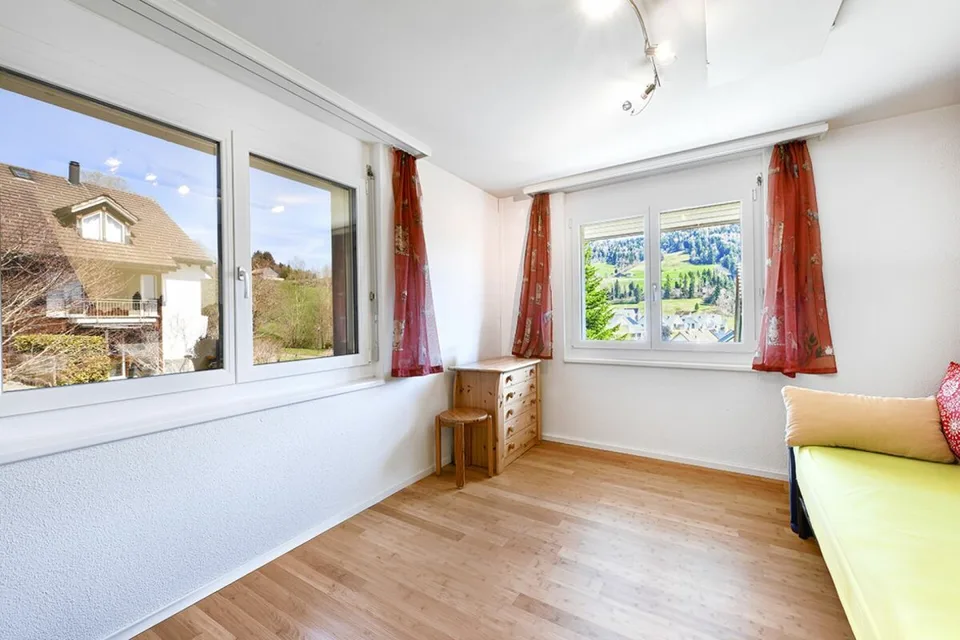 6.5 - Zimmer Doppelhaushälfte in Gibswil
