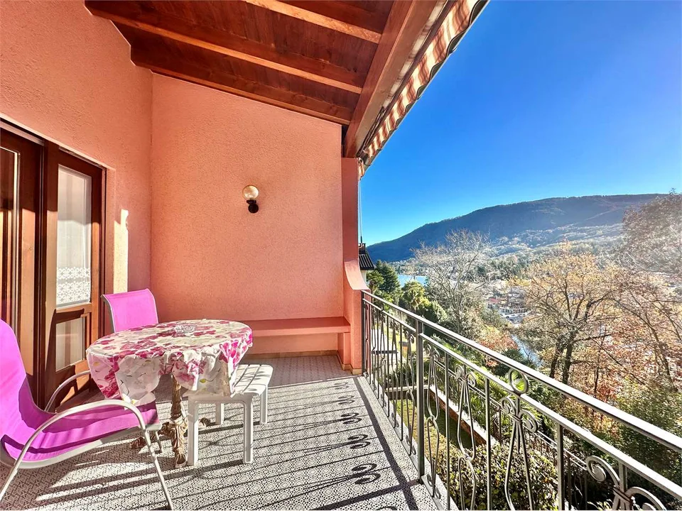 Villa del Sole - Proprietà esclusiva vista lago, piscina e grande pote – foto 11 di 13