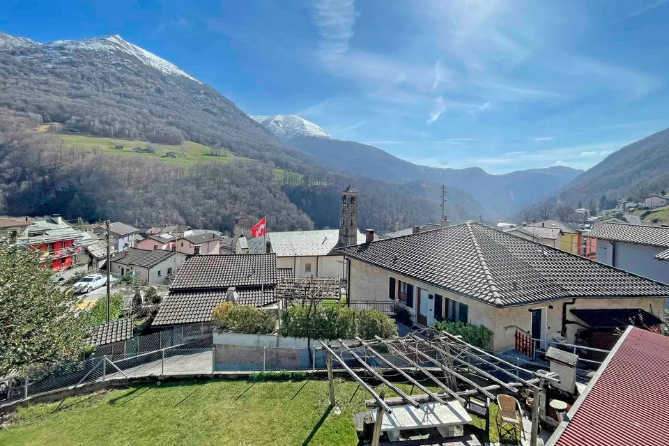 Casa unifamiliare di 6 locali con vista panoramica a Isone
