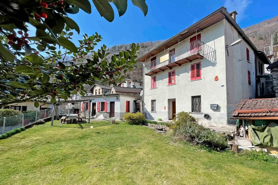 Casa unifamiliare di 6 locali con vista panoramica a Isone
