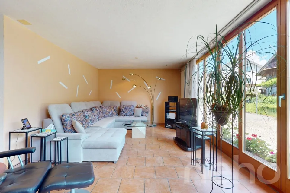 Casa familiare con grande terreno e opzioni di ampliamento – foto 16 di 21