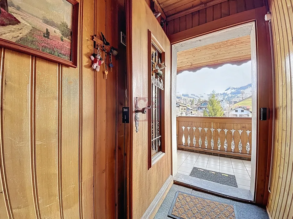 Château-d'Oex - Maison villageoise avec 2 appartements à rénover
