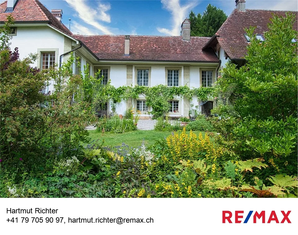 Domaine historique avec parc idyllique et terrain spacieux