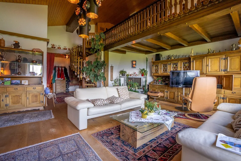Appartement mansardé authentique avec vue sur le golf et hauts plafonds – photo 21 sur 30