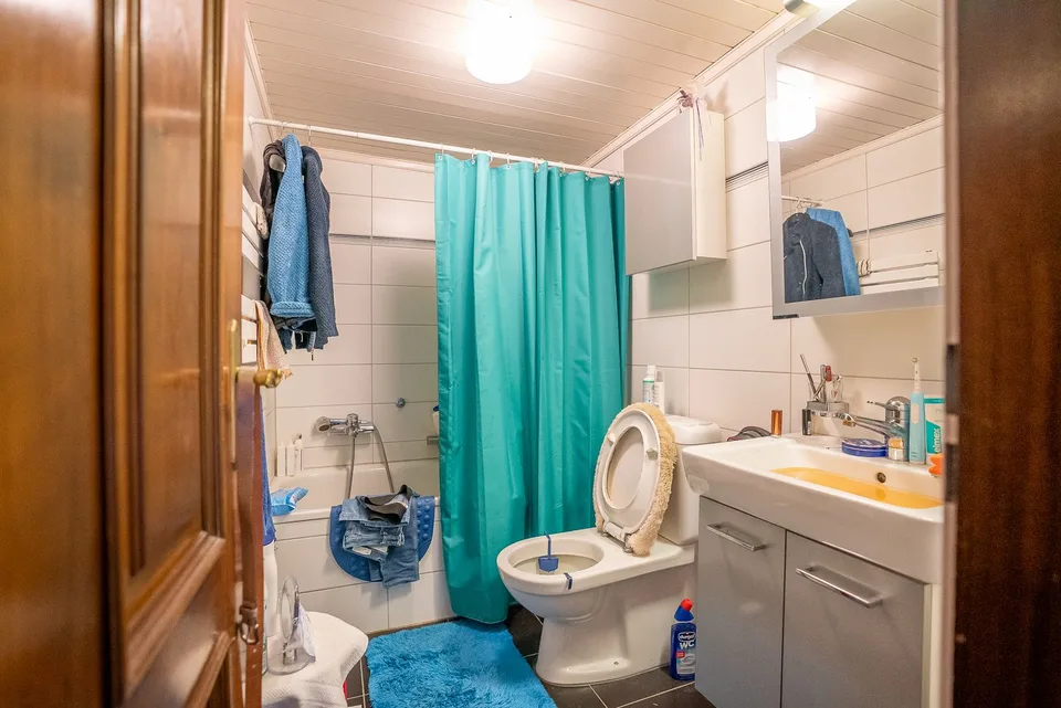 Appartement mansardé authentique avec vue sur le golf et hauts plafonds – photo 30 sur 30