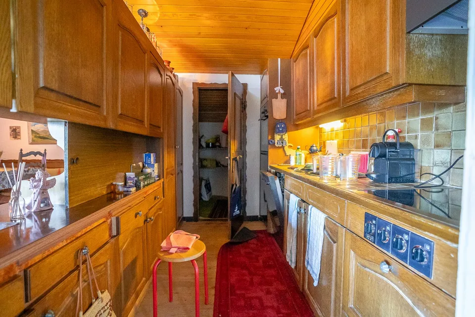 Appartement mansardé authentique avec vue sur le golf et hauts plafonds – photo 16 sur 30