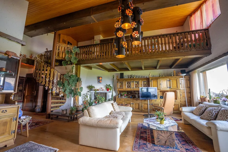 Appartement mansardé authentique avec vue sur le golf et hauts plafonds – photo 6 sur 30