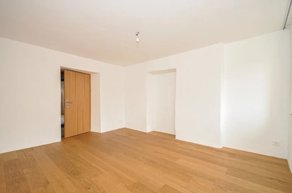 Charmant appartement 3.5 pièces dans le pittoresque Scuol – photo 7 sur 16