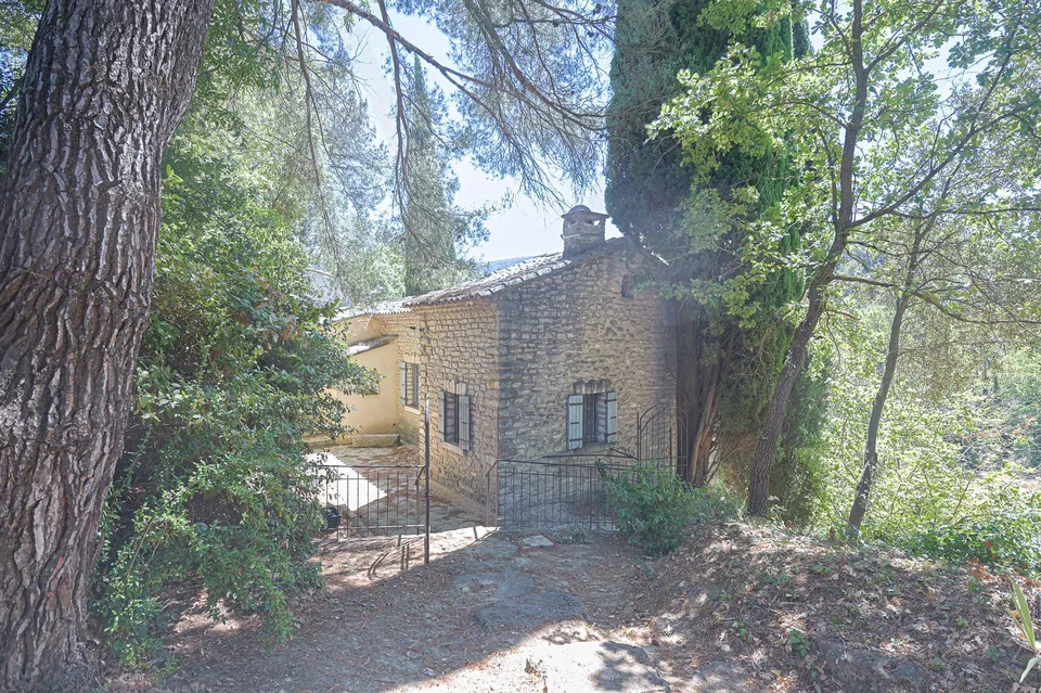 Magnifica proprietà da ristrutturare con piscina a Ménerbes nel cuore della Luberon! – foto 13 di 13