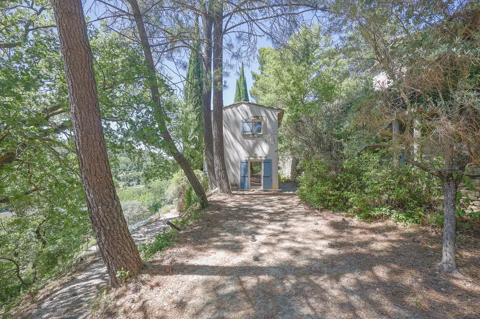 Magnifica proprietà da ristrutturare con piscina a Ménerbes nel cuore della Luberon! – foto 8 di 13