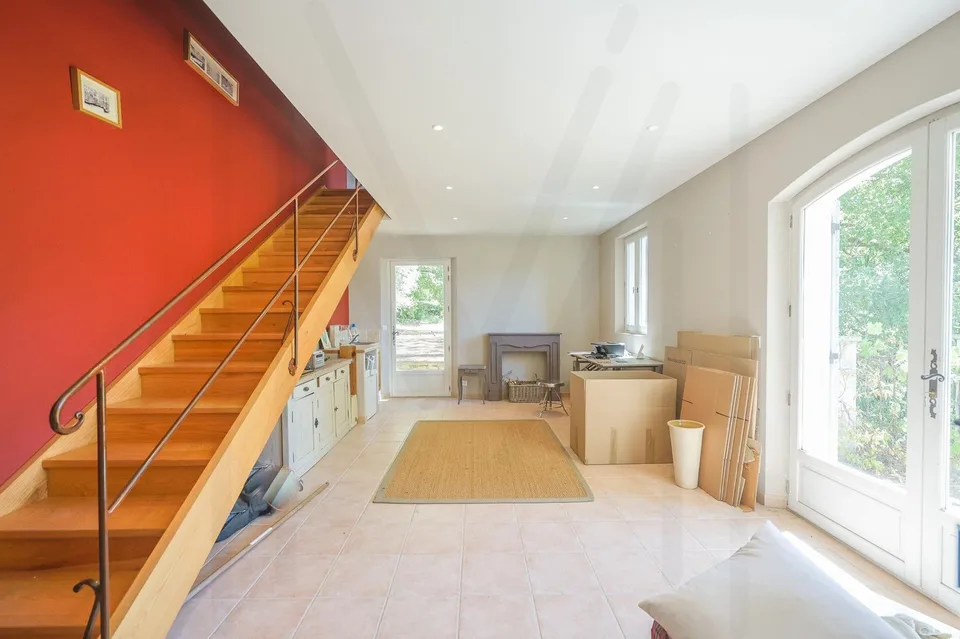 Magnifica proprietà da ristrutturare con piscina a Ménerbes nel cuore della Luberon! – foto 6 di 13
