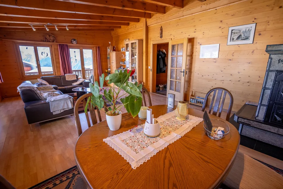 Maison de 4 familles directement sur les pistes avec un haut potentiel de rendement et une utilisation flexible – photo 20 sur 30
