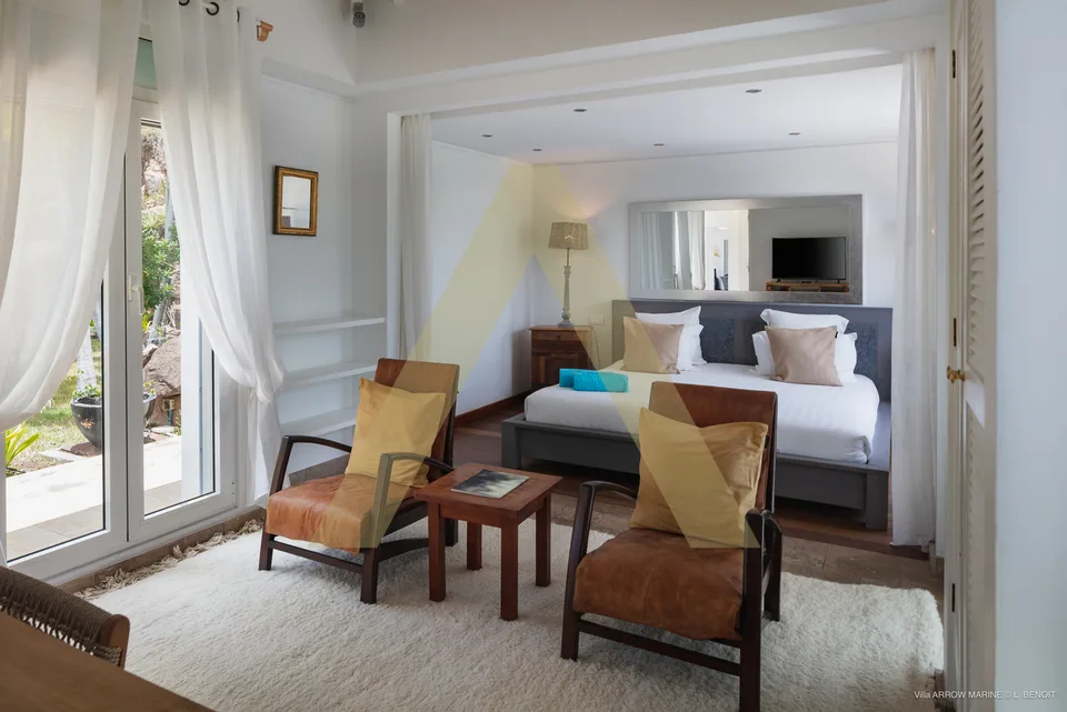 Une propriété d'exception au coeur du Domaine privé de Montjean – foto 7 di 13