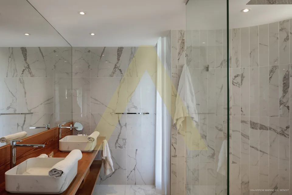 Une propriété d'exception au coeur du Domaine privé de Montjean – foto 8 di 13